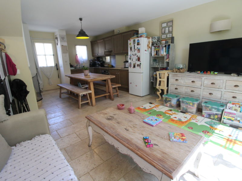 ,